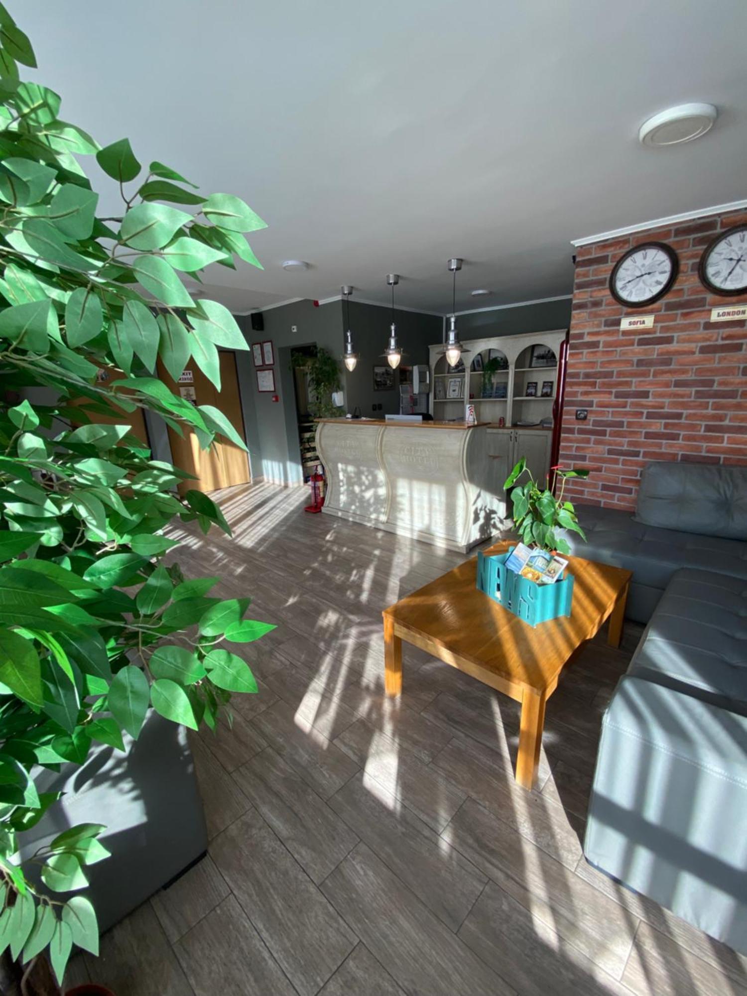City Hotel Tırnova Dış mekan fotoğraf